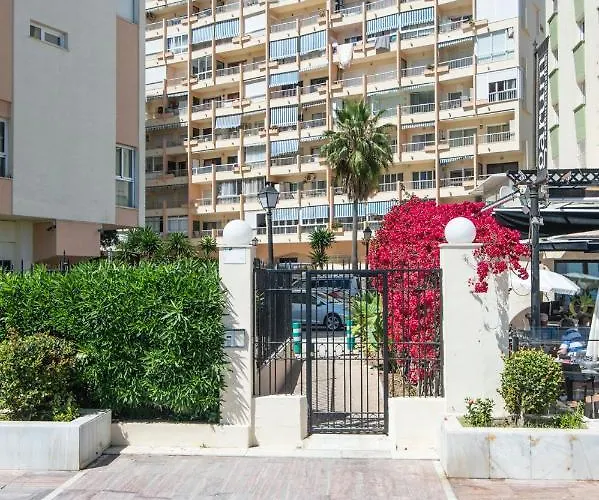 Cibeles...estudio En El Paseo Maritimo....wifi *