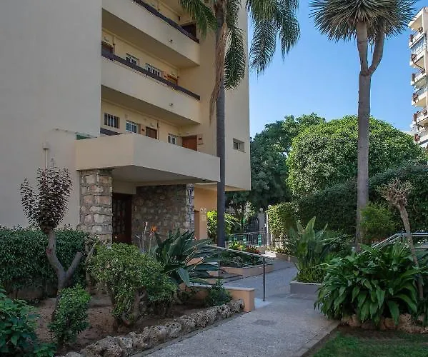 Cibeles...estudio En El Paseo Maritimo....wifi