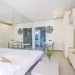 Cibeles...estudio En El Paseo Marítimo....wifi * Marbella