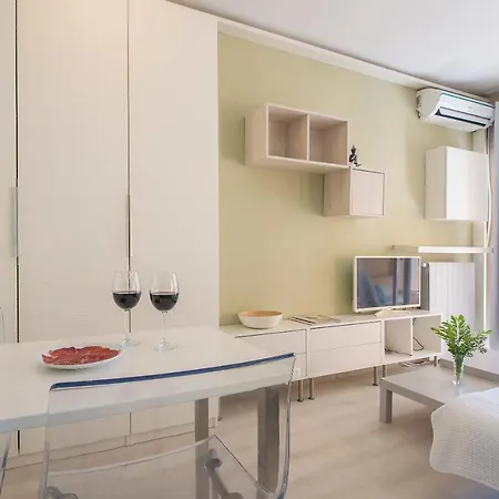 Apartment Cibeles...estudio En El Paseo Maritimo....wifi *