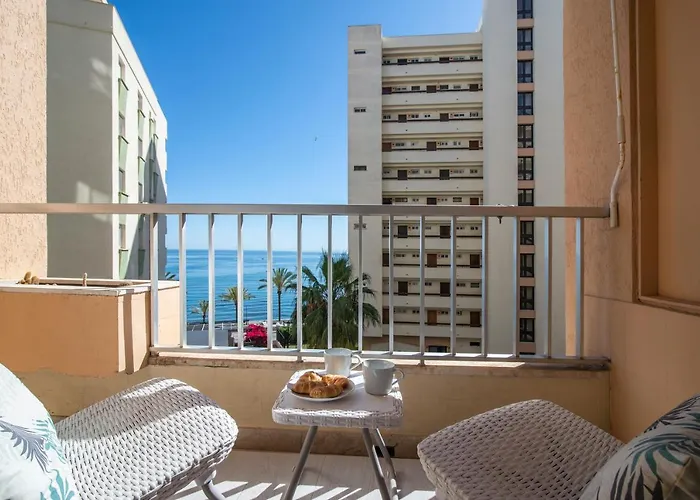 Cibeles...estudio En El Paseo Maritimo....wifi Marbella