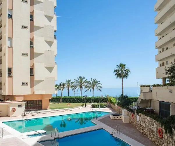 Cibeles...estudio En El Paseo Maritimo....wifi