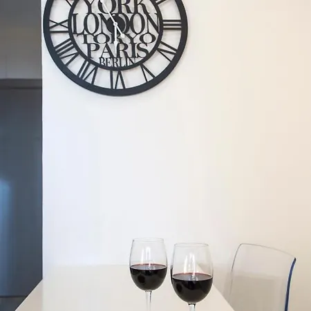 Cibeles...estudio En El Paseo Maritimo....wifi * Marbella